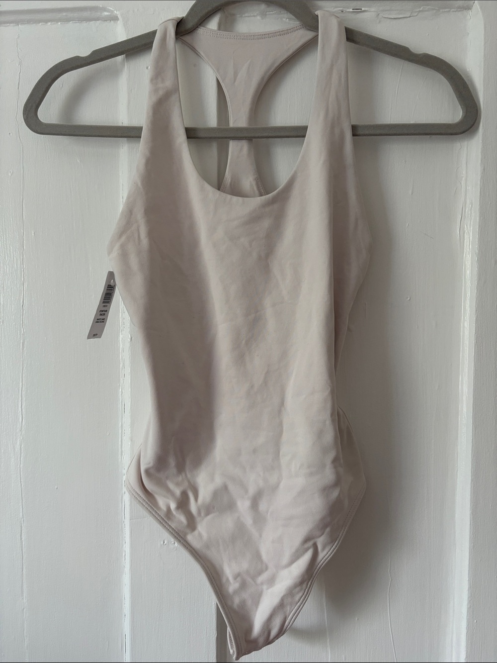 ARITZIA BABATON CONTOUR RACERBACK BODYSUIT